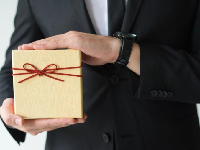 подарунок керівнику